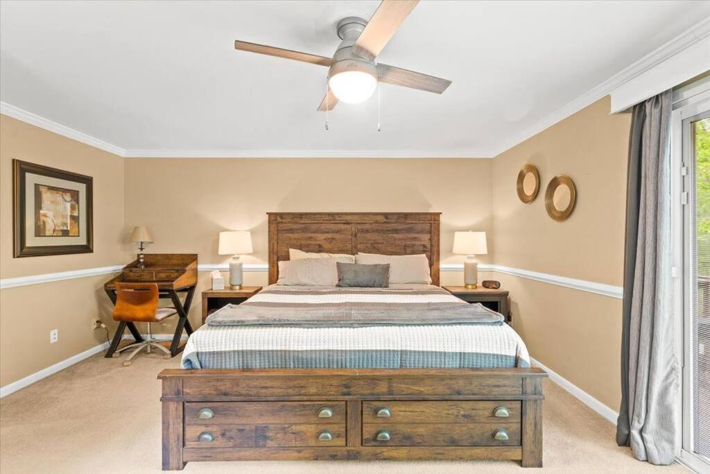 The Gingerbread House: 4 Bedroom Chalet, W/ Sunroom/Deck, Sleeps 12, Modern Amenities McGaheysville Exterior photo